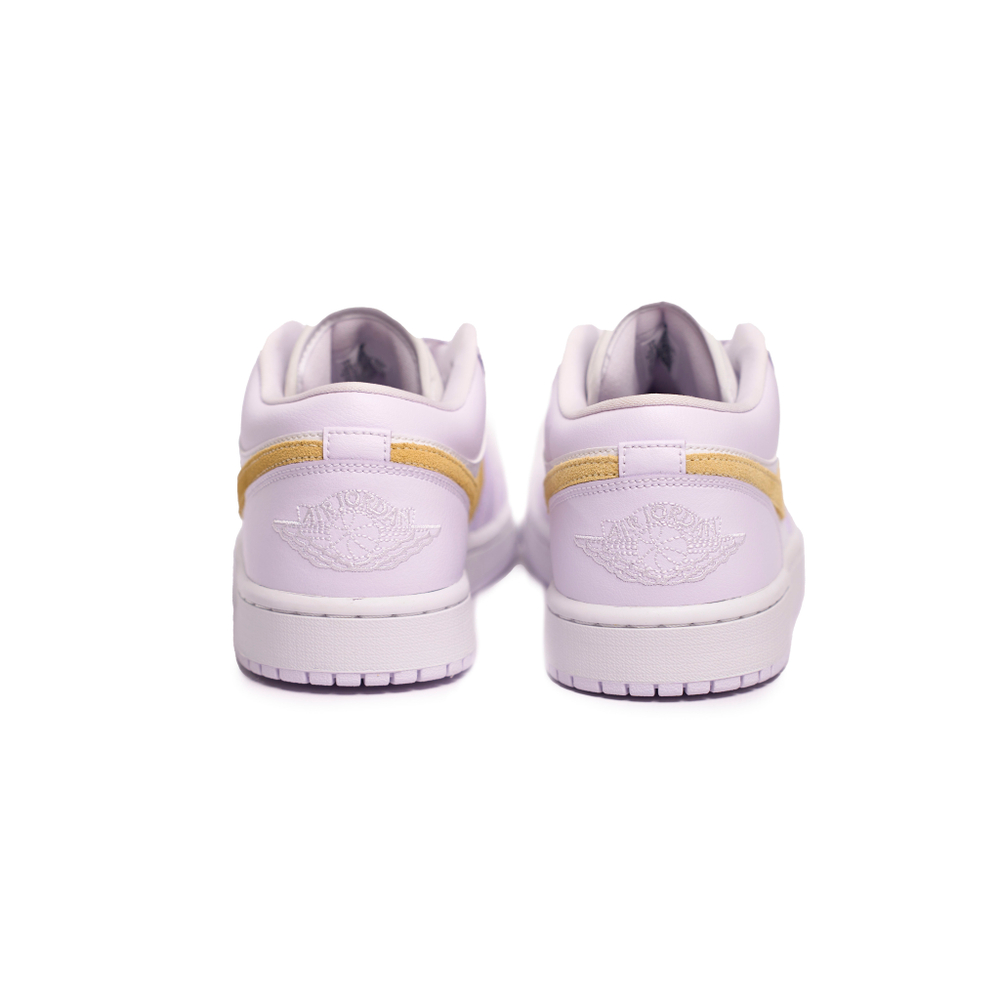 Air Jordan 1 Low "Barely Grape" W