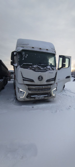 Shacman (Shaanxi) SX* 4x2 Седельный тягач SX4188YY381 (Дизельный, 12,5 л, 473 л.с., АТ)