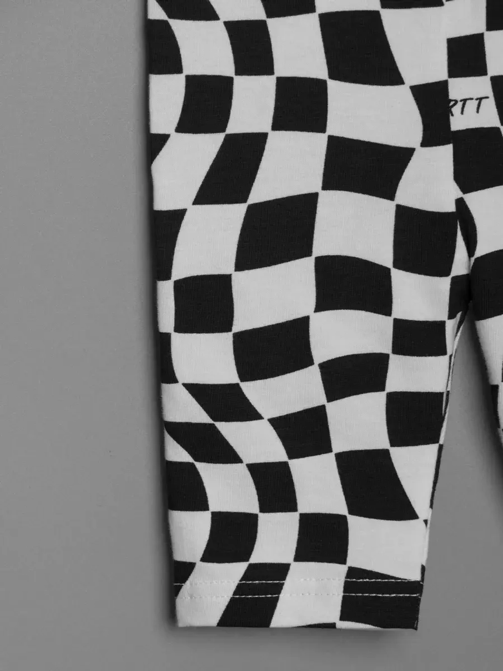 Летний костюм для девочки с велосипедками