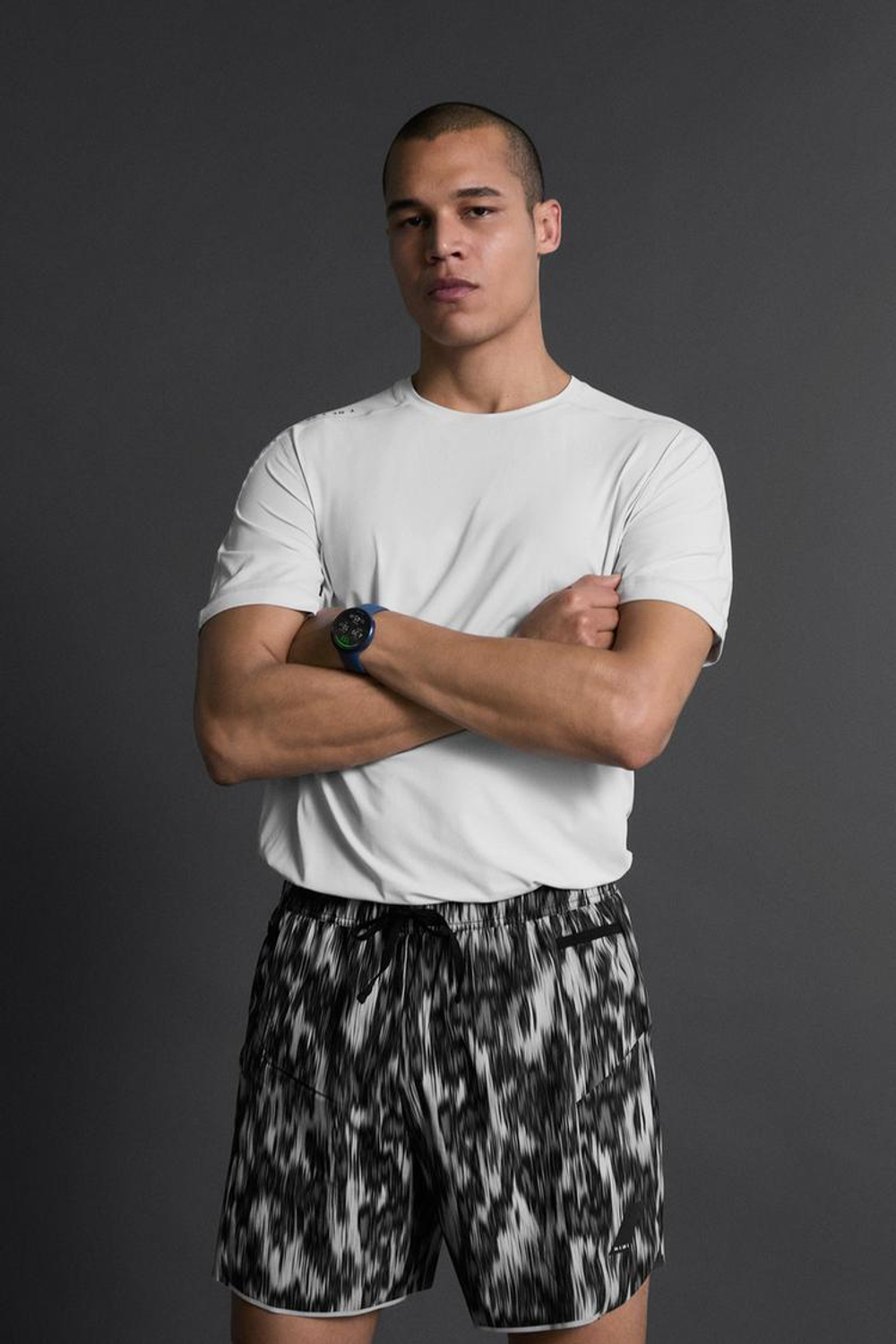 ZARA БАЗОВАЯ СПОРТИВНАЯ ФУТБОЛКА, БЕЛЫЙ