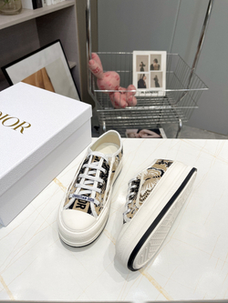 Christian Dior Walk'n'Dior Sneaker