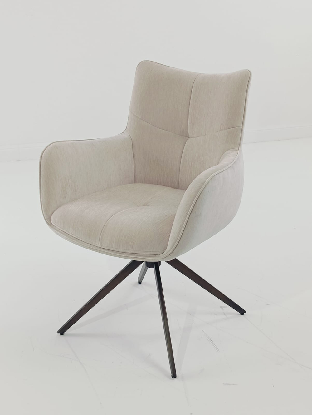 Стул М-City DISAUR Prato поворотный на 360 градусов Поворот с возвратом Boston-102 Латте, ткань, Медный Брашированный