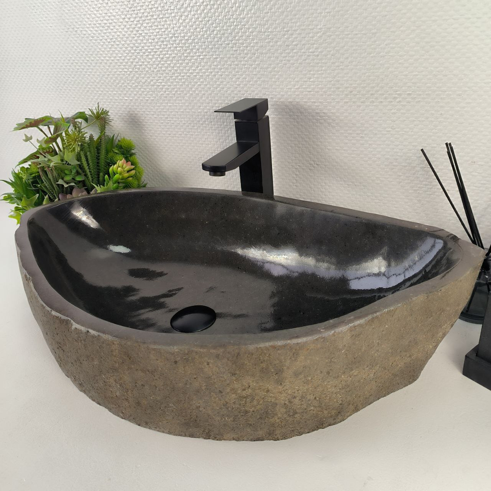 Раковина из речного камня RS-64913 70*39*15 0858