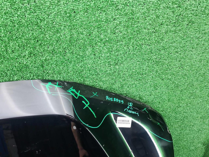 Капот Toyota Land Cruiser 300 (2021-н.в.)