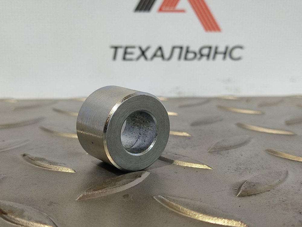 Втулка 11025923