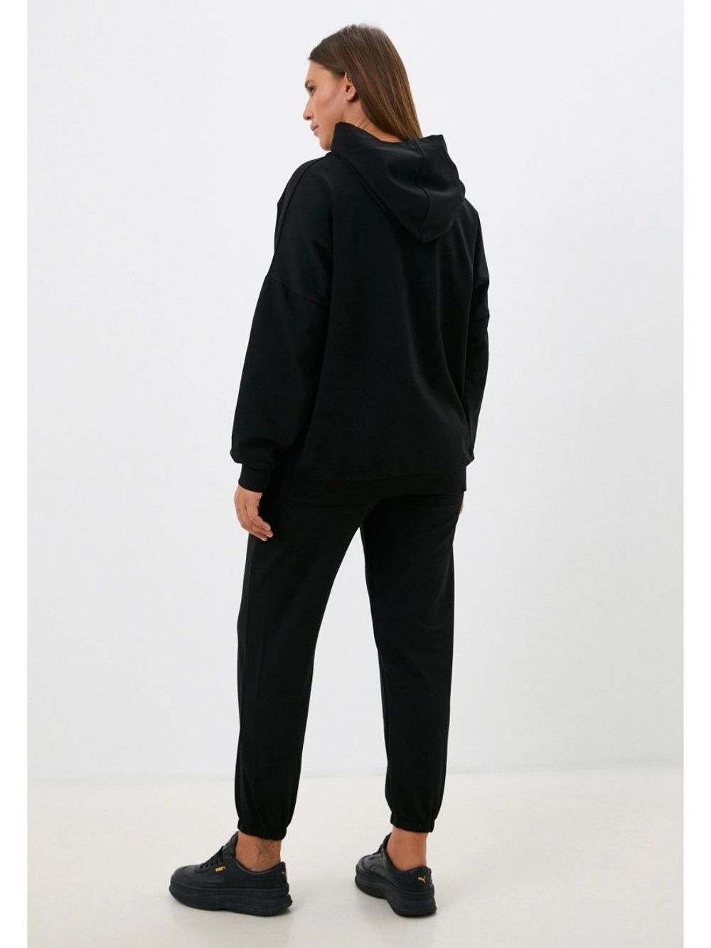 Костюм спортивный