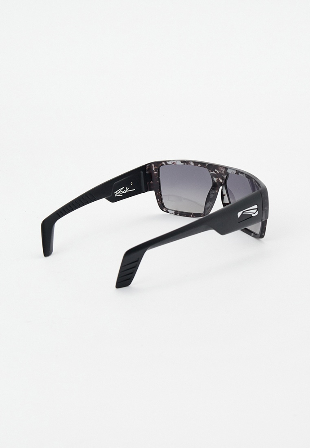 Спортивные очки LiP Rock / Grey Turtle-Matt Black / CR39 Polarized / Zeiss Gradient Smoke Lens