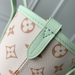 Louis Vuitton Neverfull Bandouliere Inside Out BB