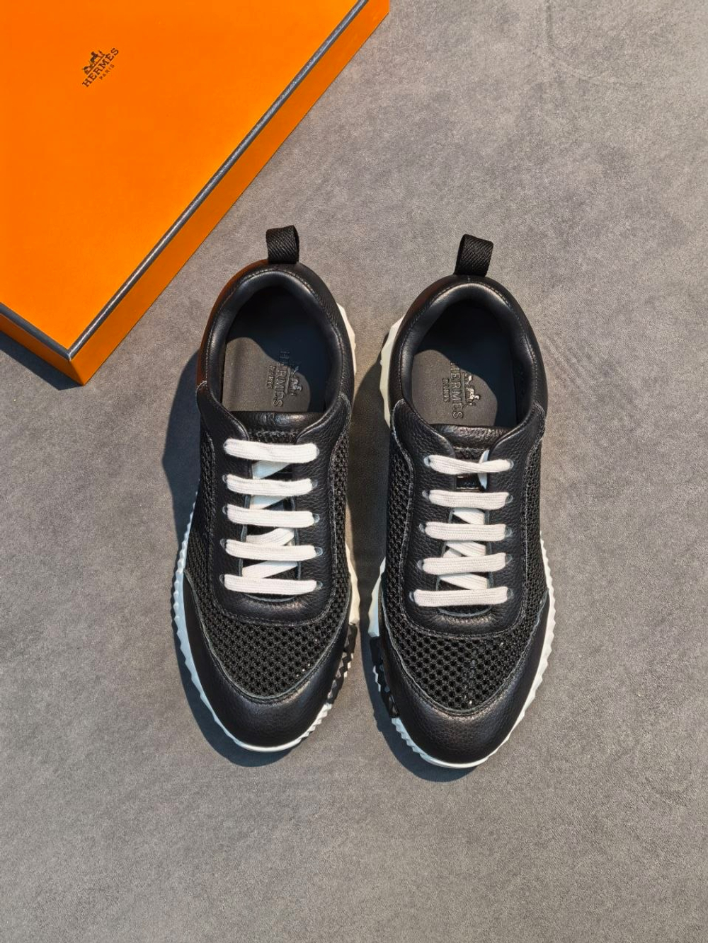Кроссовки Hermes