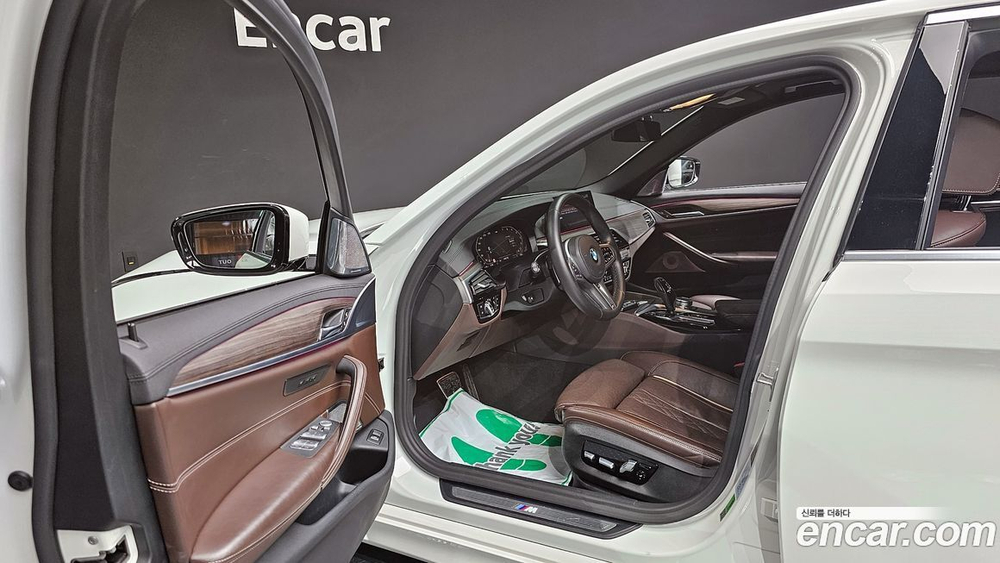 BMW 5 Series (G30) 530i M Sports Plus (12.2019)