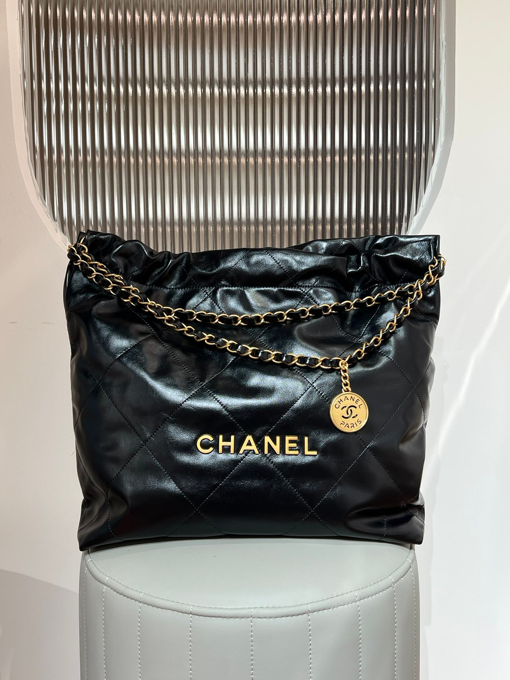 Chanel 22 Handbag
