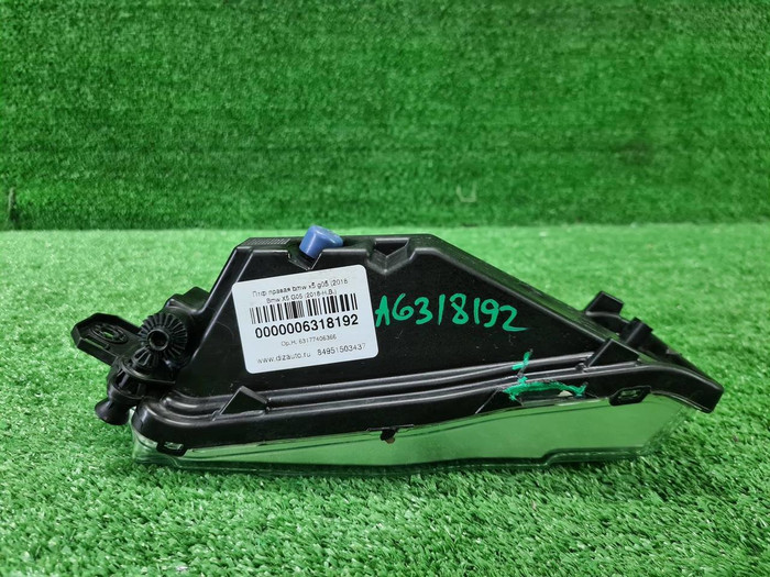 ПТФ правая BMW X5 G05 (2018-2023)