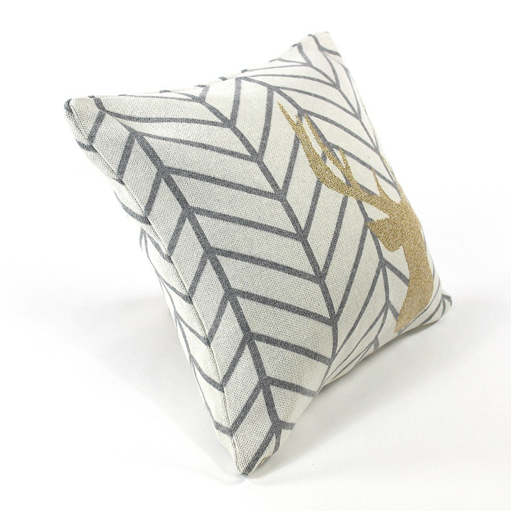 Подушка с рисунком golden deer, 45х45 см