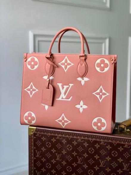 Louis Vuitton OnTheGo MM