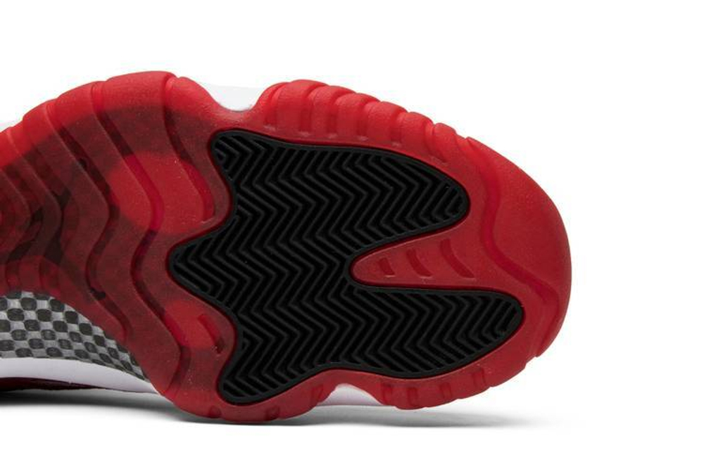 Кроссовки Jordan Air Jordan 11 Retro Low Ie White Gym Red