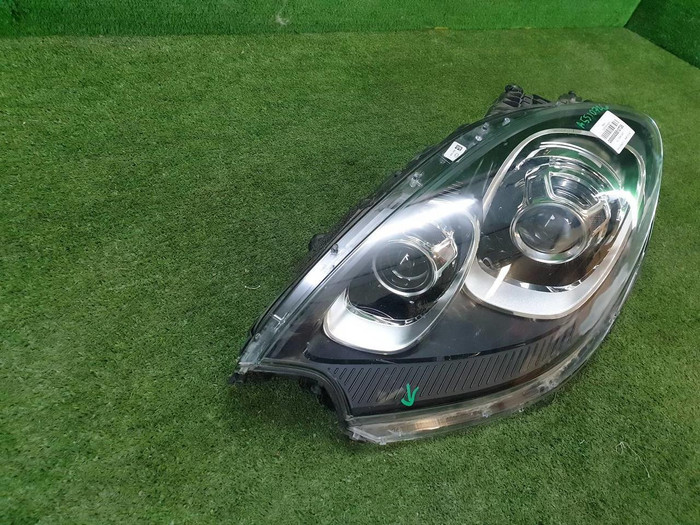 Фара левая Porsche Macan 95b (2014-2018) ксенон