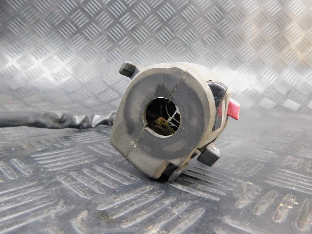 Пульт левый Kawasaki ZZR 400 98 053107