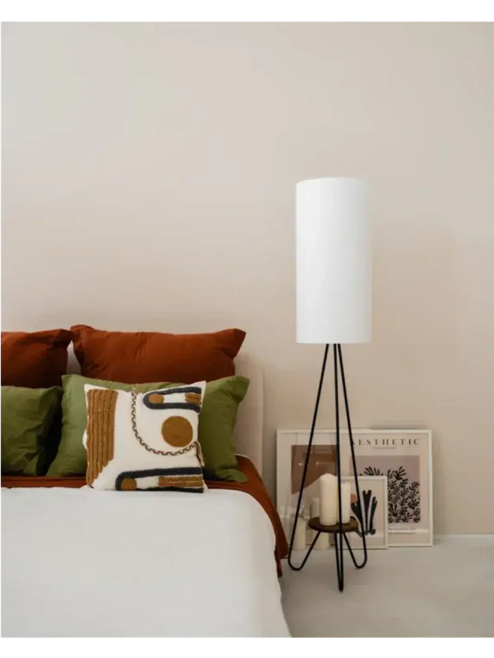 Торшер напольный с абажуром в гостиную современный