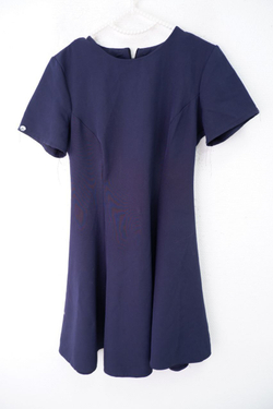 Платье синее лаконичное 40 размер