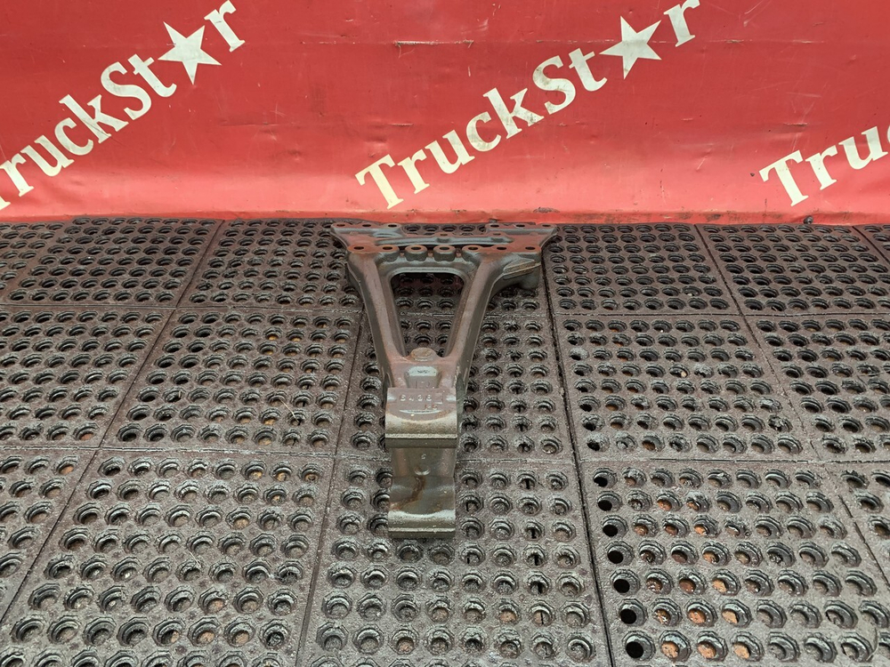 Кронштейн реактивной тяги 2020г.