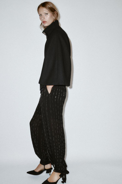 ZARA КОРОТКОЕ ПАЛЬТО-НАКИДКА С ПОЯСОМ ИЗ ШЕРСТИ, ЧЕРНЫЙ