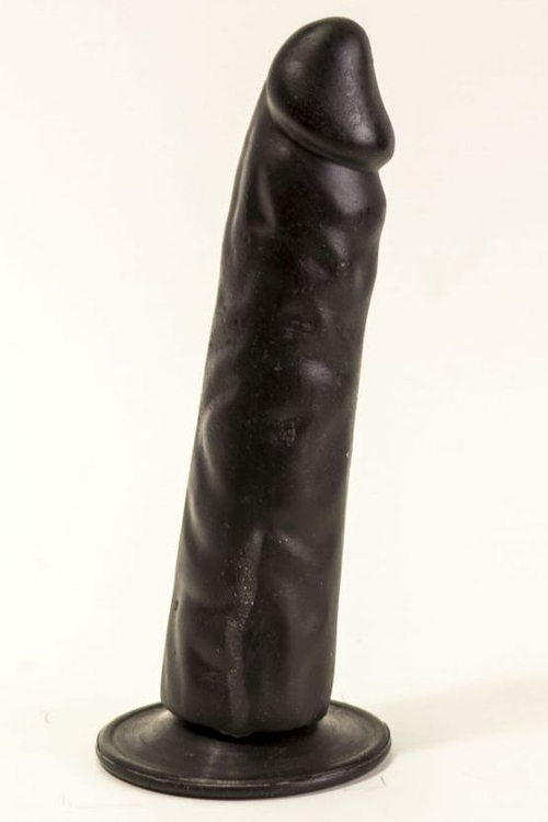 Рельефный чёрный фаллоимитатор на присоске - 16,5 см.