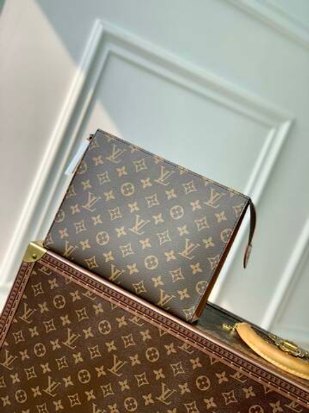 Louis Vuitton Toiletry Pouch 26