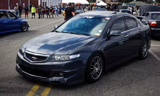 Накладка переднего бампера Mugen для Honda Accord 7