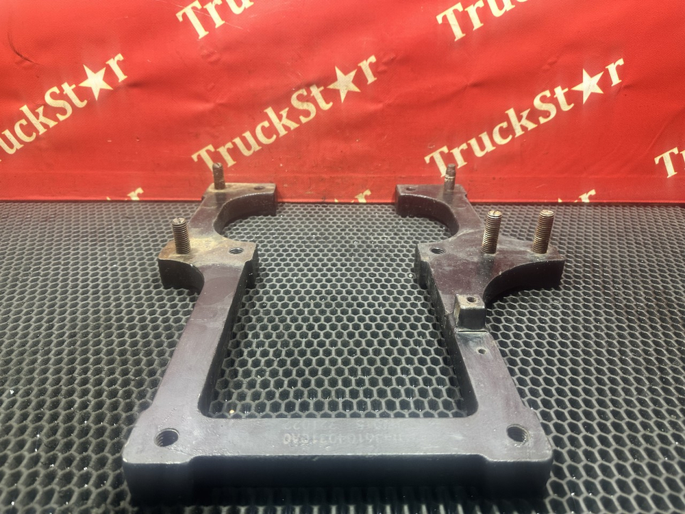 Кронштейн ящика АКБ 2023г.