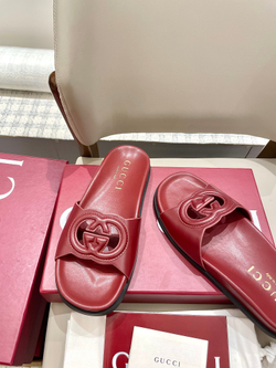 Gucci GG Slide Sandal