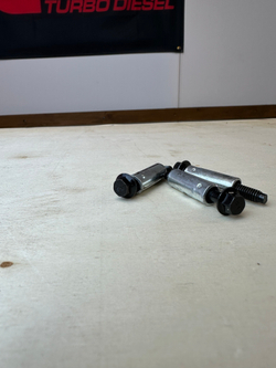 Болт клапанной крышки стандарт