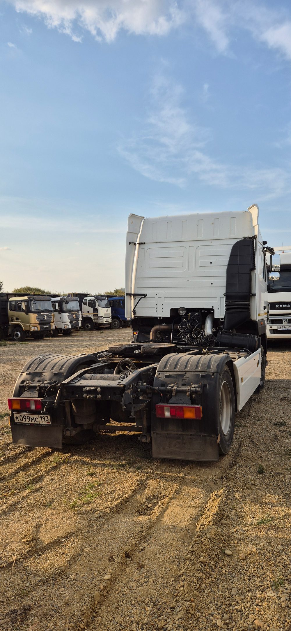 МАЗ 5440 4x2 Седельный тягач 544028-570-031 (Дизельный, 11,6 л, 423 л.с., МТ)