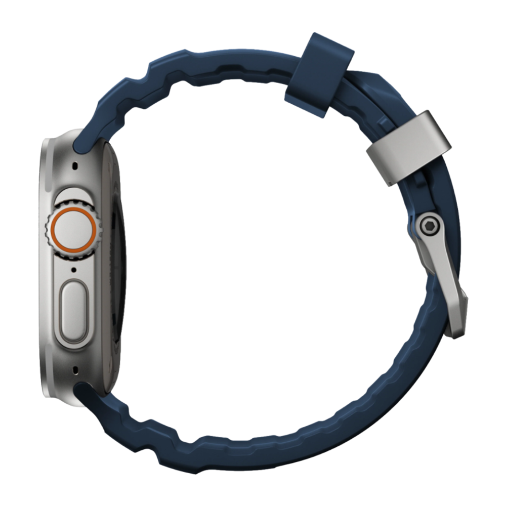 Спортивный ремешок Nomad Rocky Point Band для Apple Watch 44, 45, 46 мм и Ultra 2–3 Водостойкий ремешок из фторэластомера с классической застёжкой из титана 5-го класса. На запястье обхватом 145–195 мм