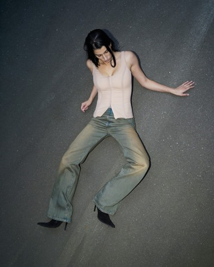 Джинсы bootcut с эффектом ржавчины