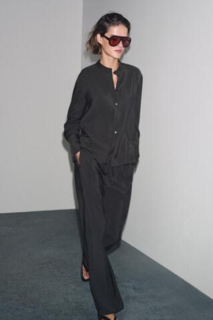 ZARA РУБАШКА ИЗ СТРУЯЩЕЙСЯ ТКАНИ — ZW COLLECTION, СВИНЦОВЫЙ