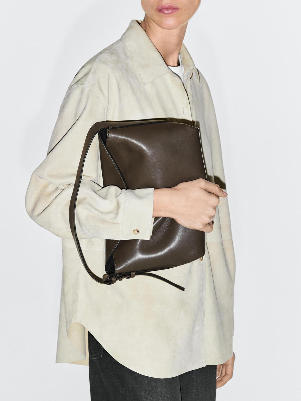 Massimo Dutti Небольшая сумка через плечо из кожи наппа, хаки