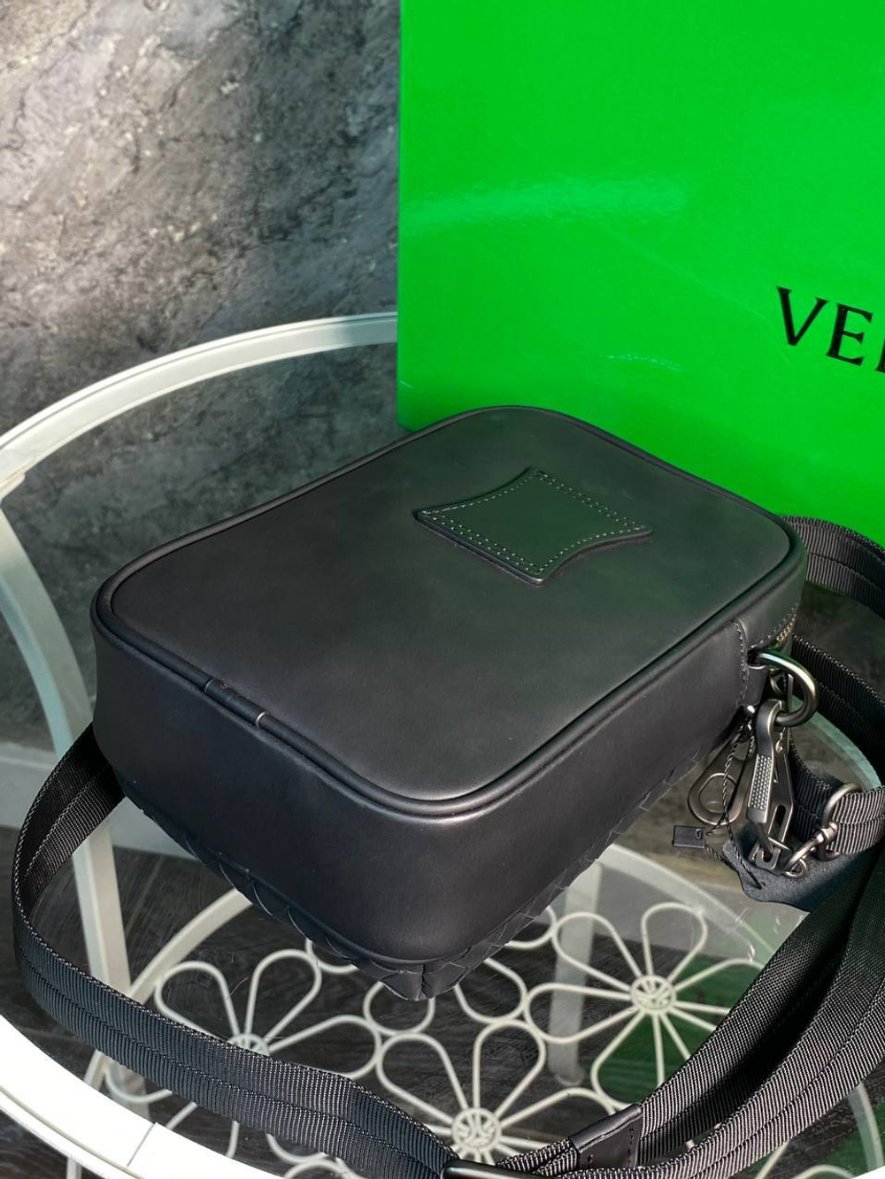 Сумка-мессенджер Bottega Veneta