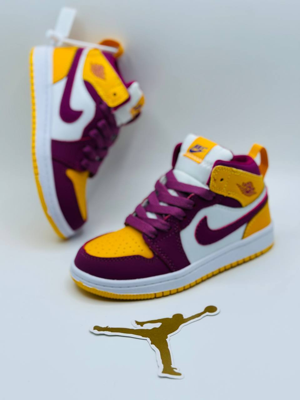 Кроссовки для девочек Nike Air Jordan