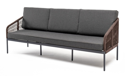 "Канны" диван 3-местный плетеный из роупа, каркас алюминий темно-серый (RAL7024) муар, роуп коричневый круглый, ткань темно-серая 027