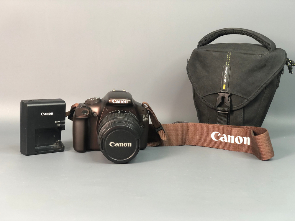 Canon EOS 1100D kit EF-S 18-55mm 3.5-5.6 ll