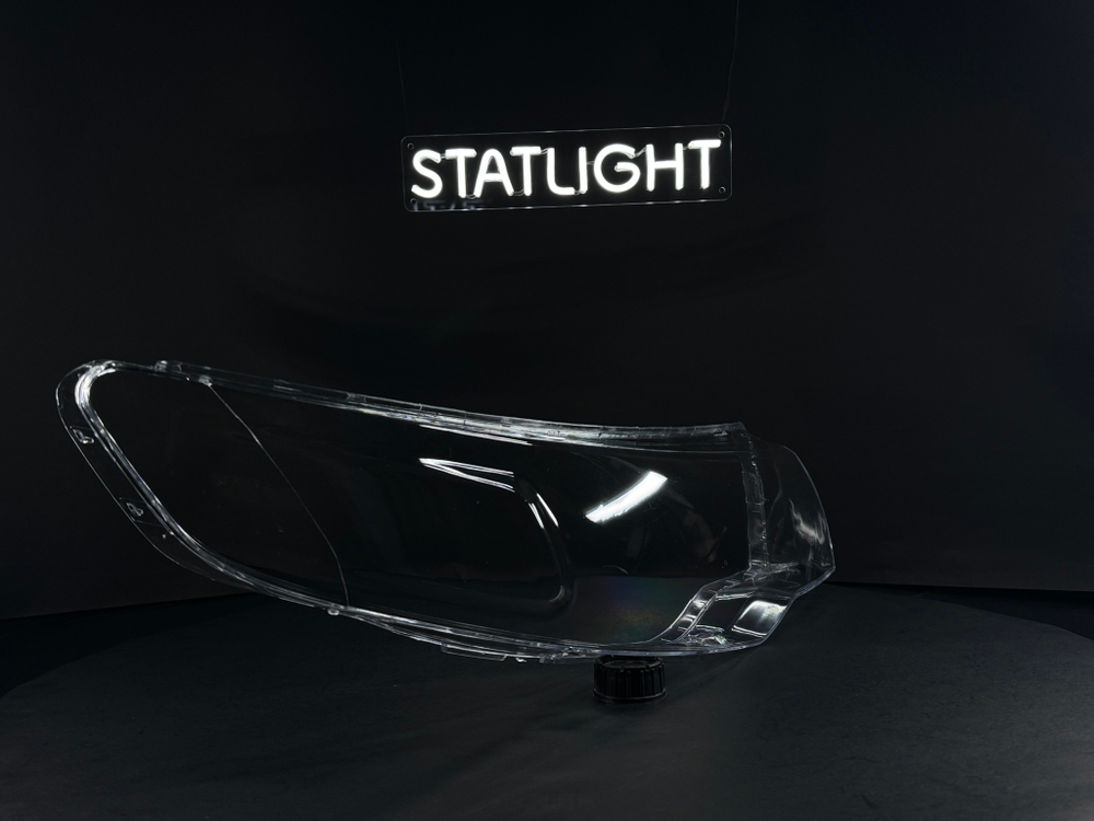 Правое стекло фары KIA Cerato 2 2008-2013