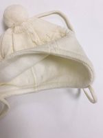 Шапка белая