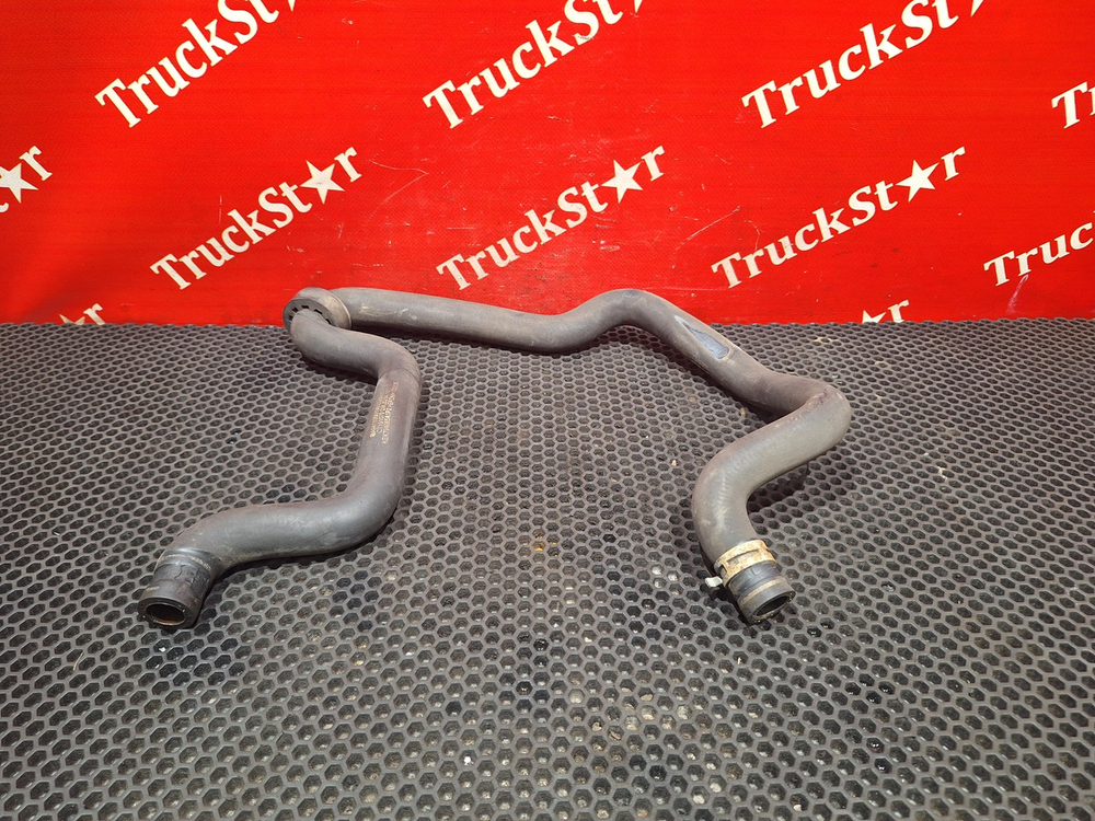 Патрубок отопителя