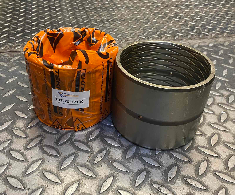 Втулка 707-76-12130