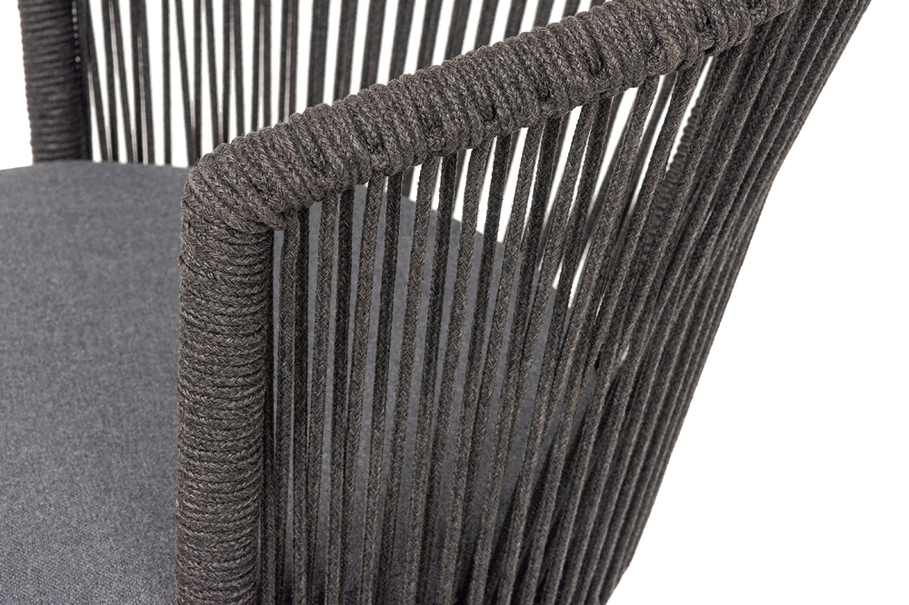 "Люксембург" стул плетеный из роупа, каркас из стали темно-серый (RAL7024) муар, роуп темно-серый круглый, ткань темно-серая 027