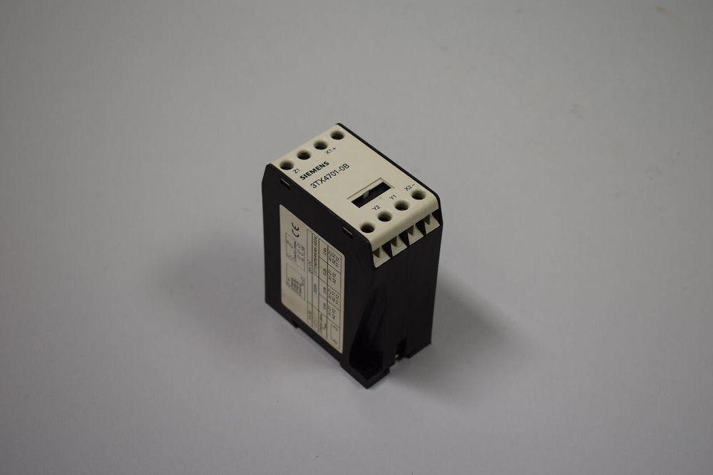 SIEMENS 3TX4701-0B