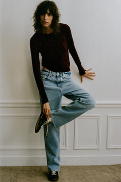 ZARA БАЗОВЫЙ ОДНОТОННЫЙ ДЖЕМПЕР, ЦВЕТ БУРГУНДСКОГО ВИНА