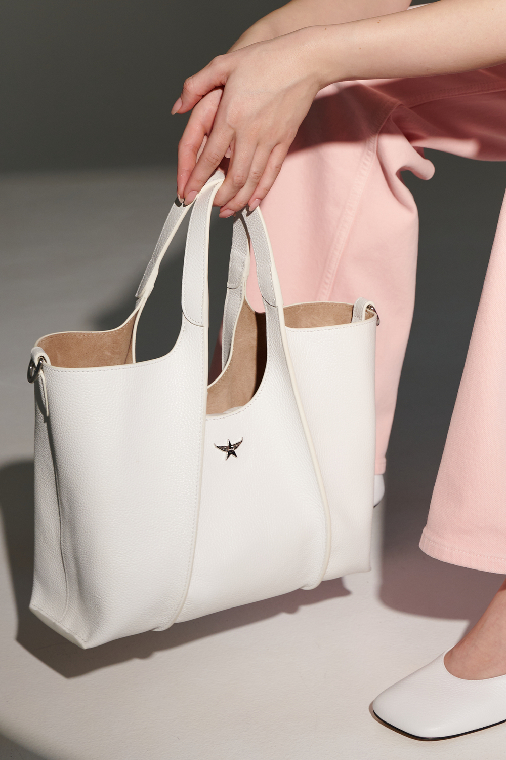 Сумка из натуральной кожи LOLABAG