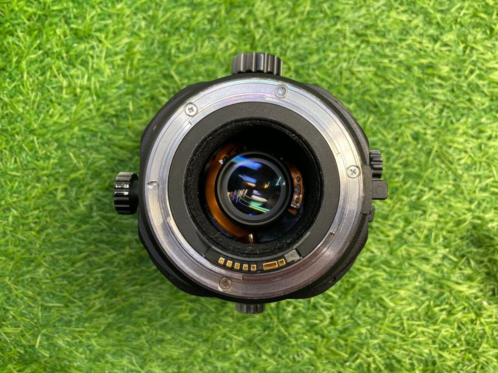 Объектив Canon TS-E 24mm 3.5L II Покупка/Продажа