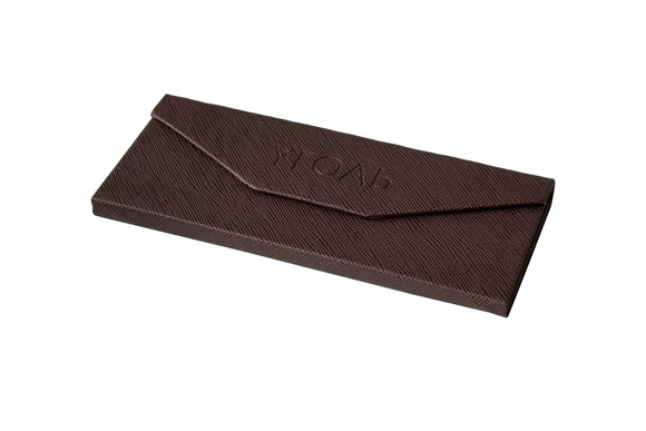 Футляр-треугольник для очков